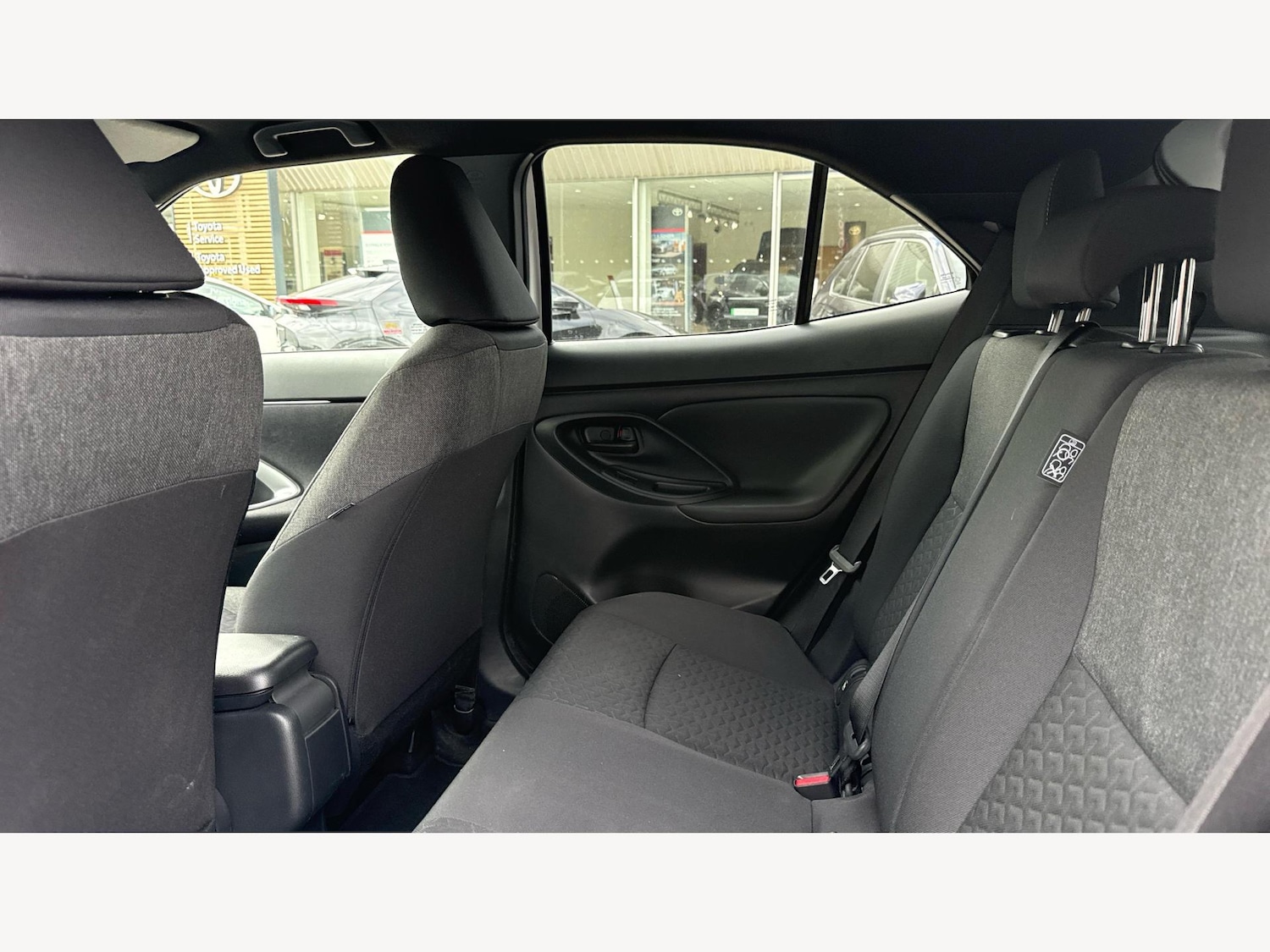 Used Toyota Yaris Cross 2023 for sale - 77254597: Photo 15