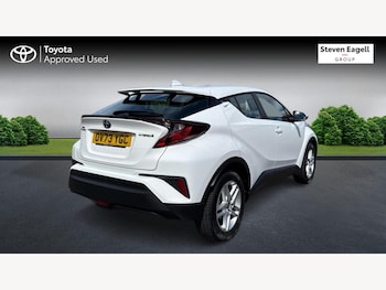 Used Toyota C-HR 2023 for sale - 75302199: Photo