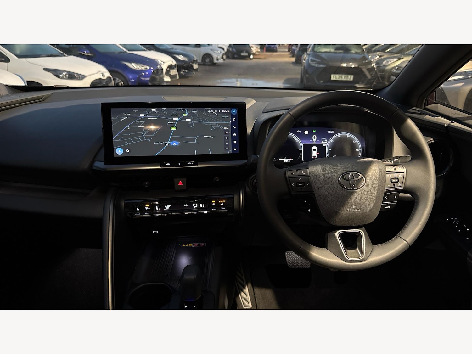 Used Toyota C-HR 2025 for sale - 77290666: Photo 7