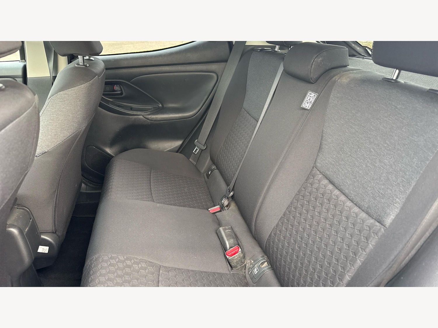Used Toyota Yaris 2023 for sale - 78047166: Photo 15