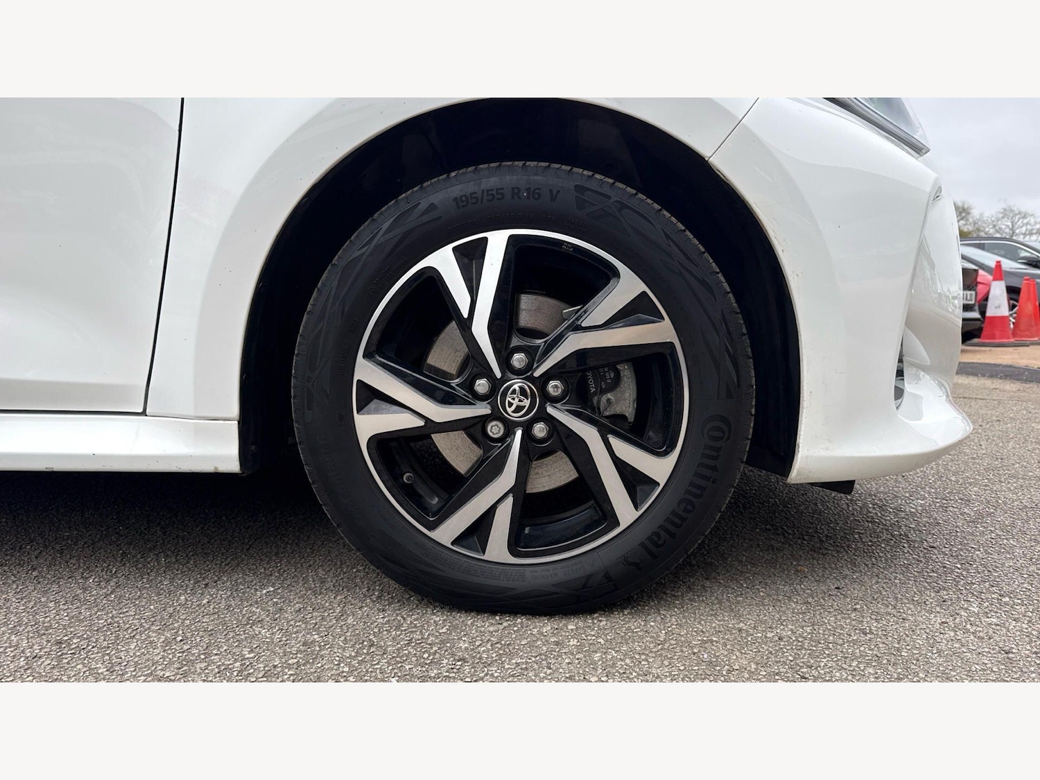 Used Toyota Yaris 2024 for sale - 77993398: Photo 20