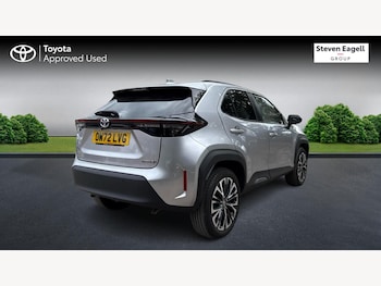 Used Toyota Yaris Cross 2023 for sale - 76094177: Photo 2