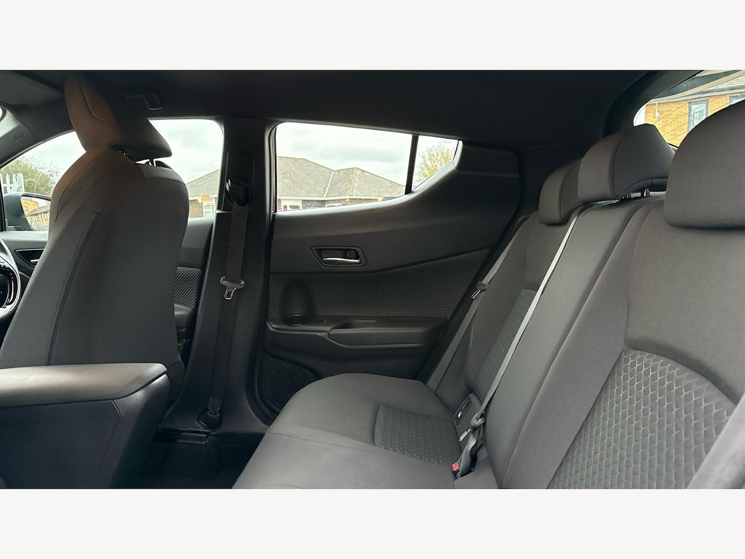 Used Toyota C-HR for sale - 77705309: Photo 15