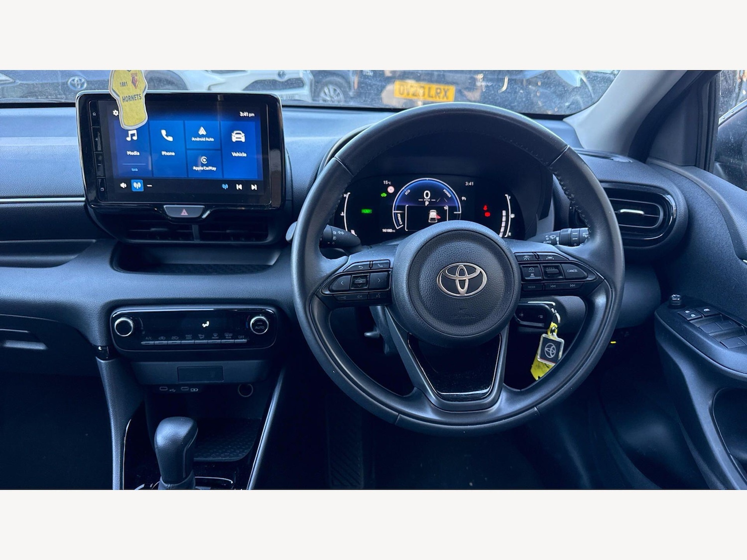 Used Toyota Yaris 2024 for sale - 78157101: Photo 12