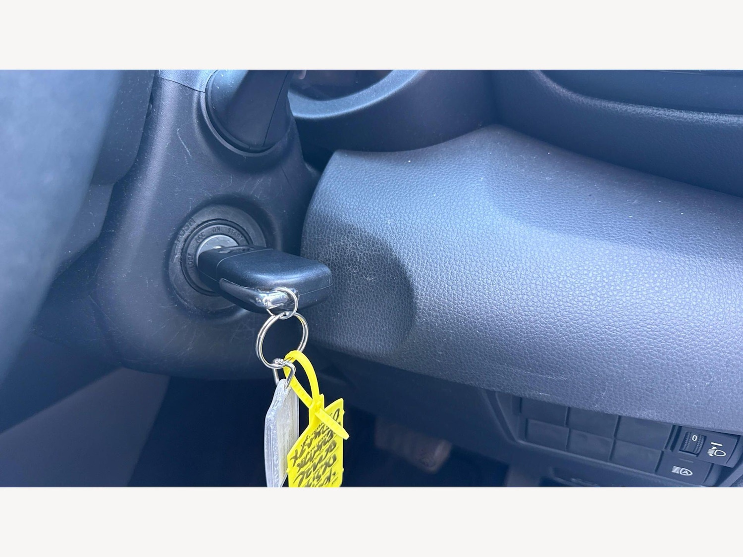 Used Toyota Yaris 2024 for sale - 78157101: Photo 18