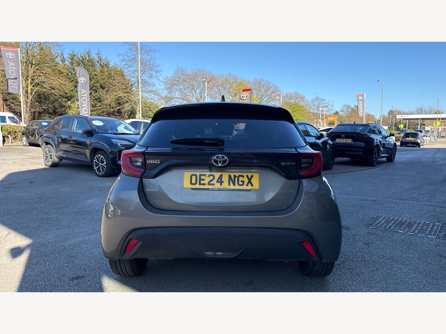 Used Toyota Yaris 2024 for sale - 78157101: Photo 28