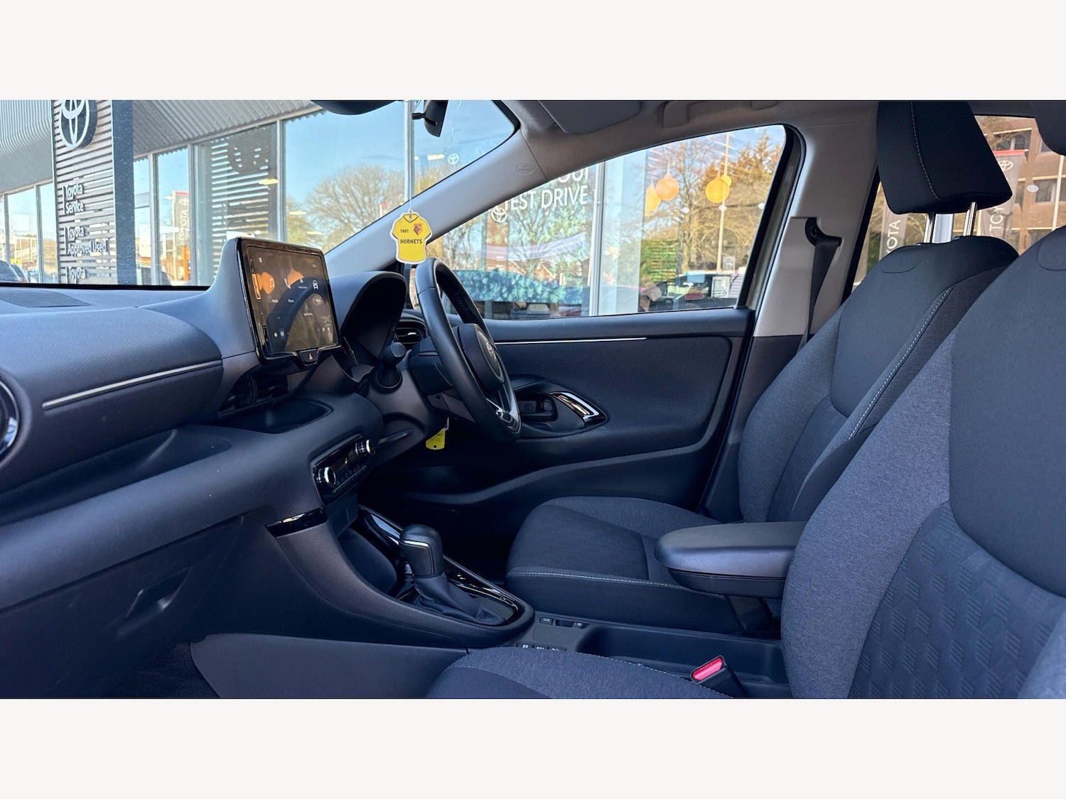 Used Toyota Yaris 2024 for sale - 78157101: Photo 7