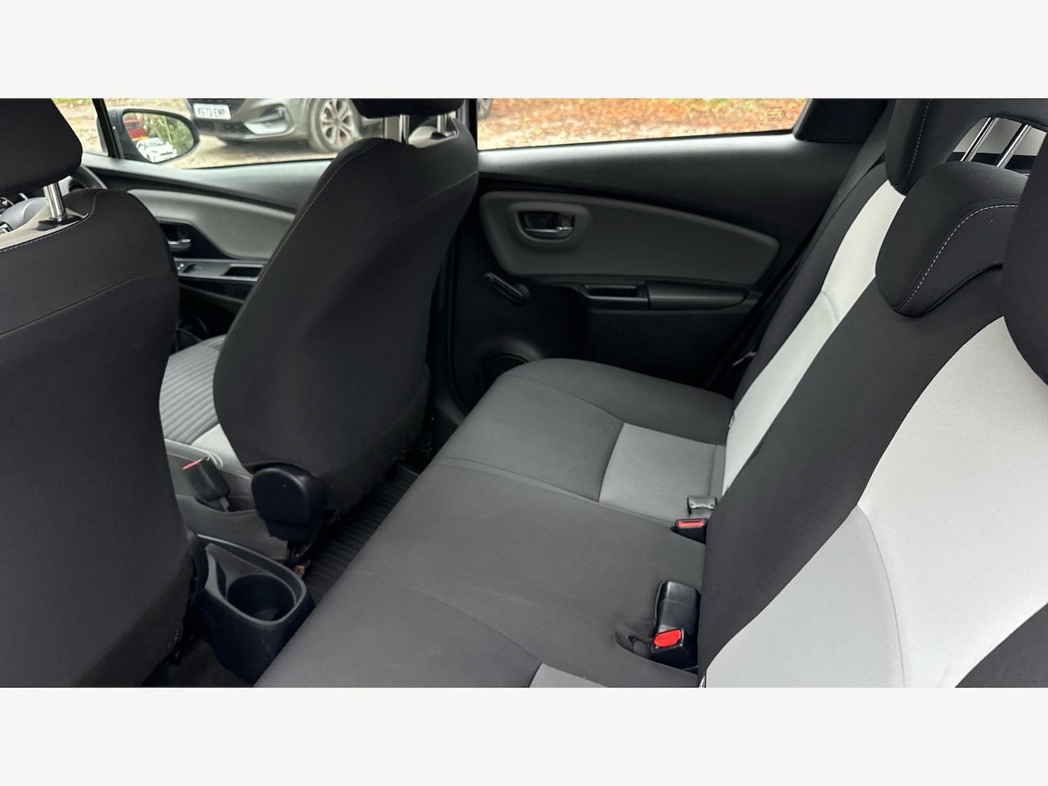 Used Toyota Yaris 2019 for sale - 76456594: Photo 15