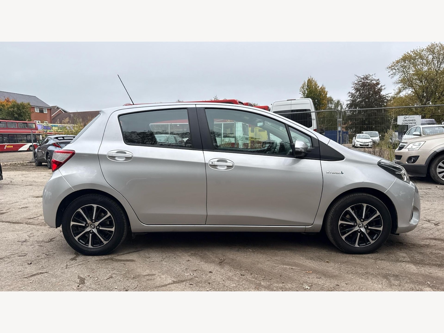 Used Toyota Yaris 2019 for sale - 76456594: Photo 18