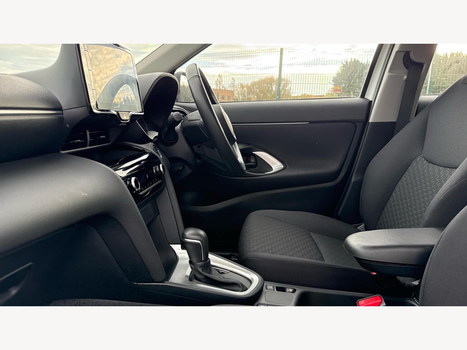 Used Toyota Yaris Cross for sale - 77484416: Photo 12