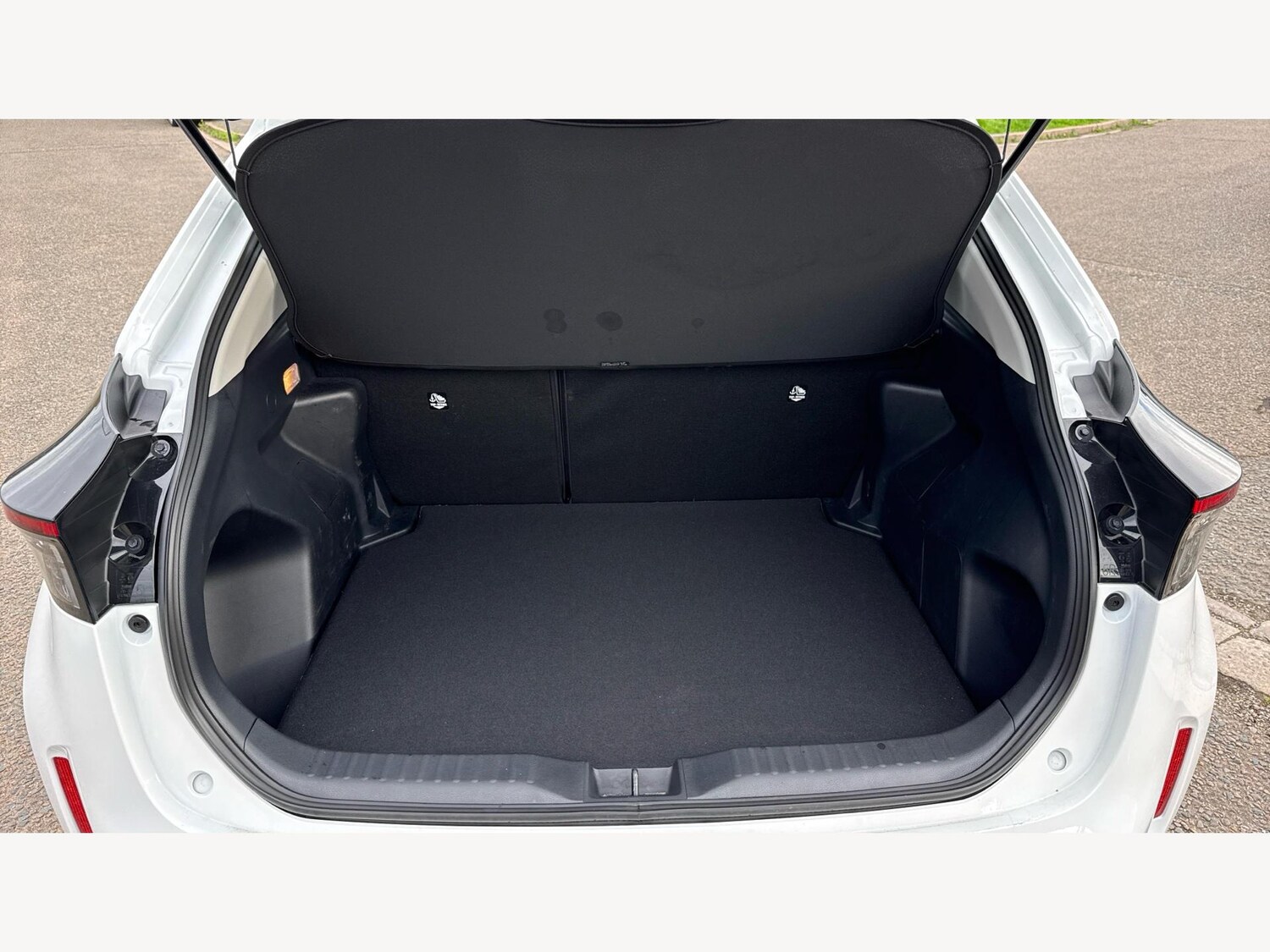 Used Toyota Yaris Cross for sale - 77484416: Photo 16