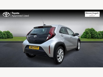 Used Toyota Aygo X 2023 for sale - 75682105: Photo 2