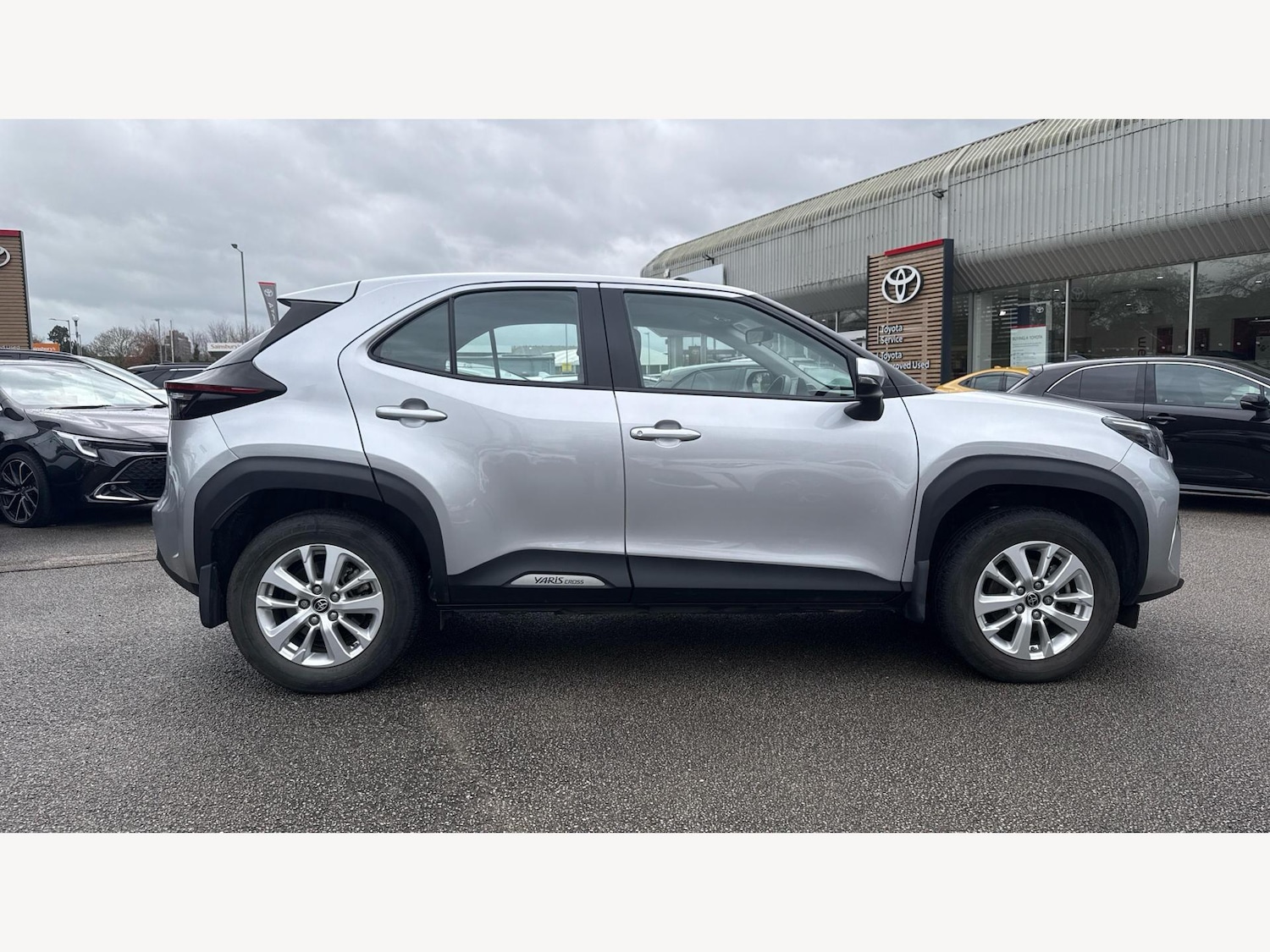 Used Toyota Yaris Cross 2022 for sale - 76608395: Photo 18