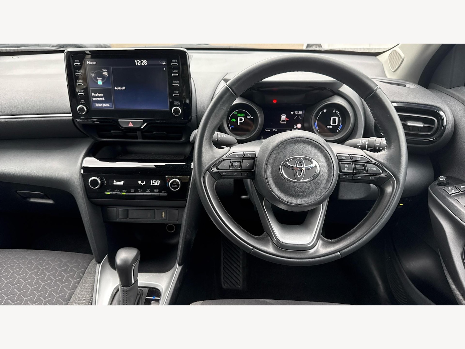 Used Toyota Yaris Cross 2022 for sale - 76608395: Photo 8