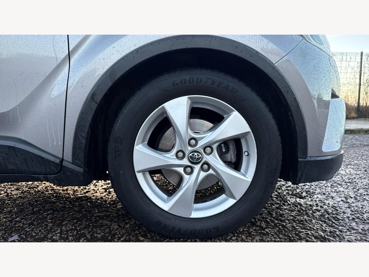 Used Toyota C-HR for sale - 77242765: Photo 20