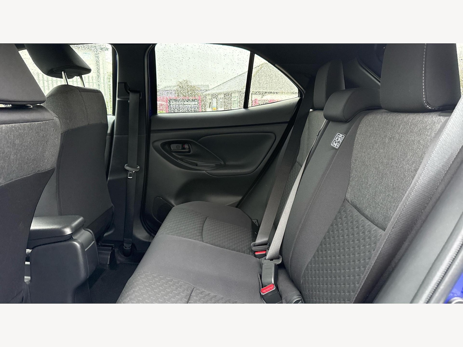 Used Toyota Yaris Cross 2024 for sale - 76965261: Photo 15