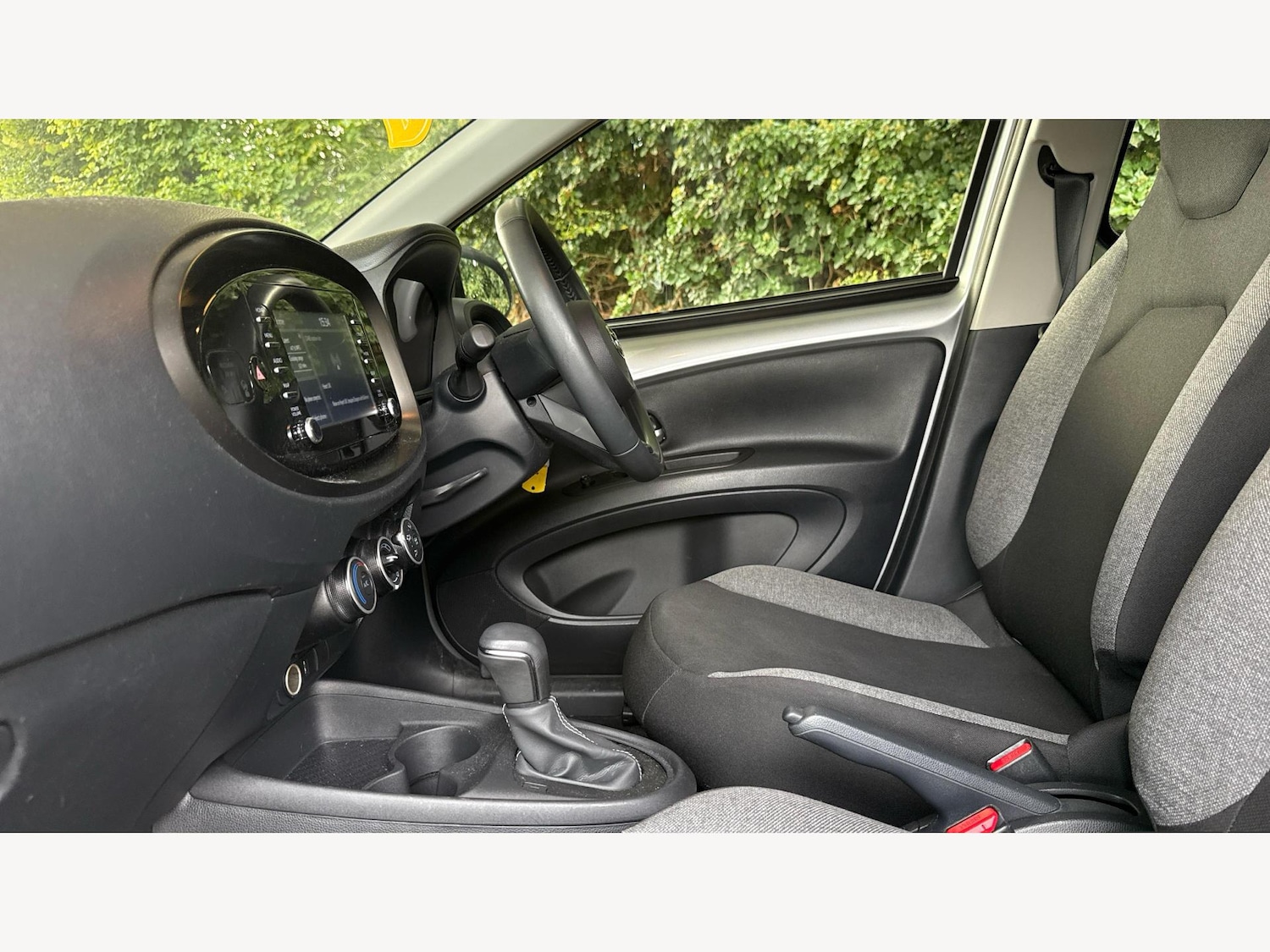 Used Toyota Aygo X 2023 for sale - 76440908: Photo 12