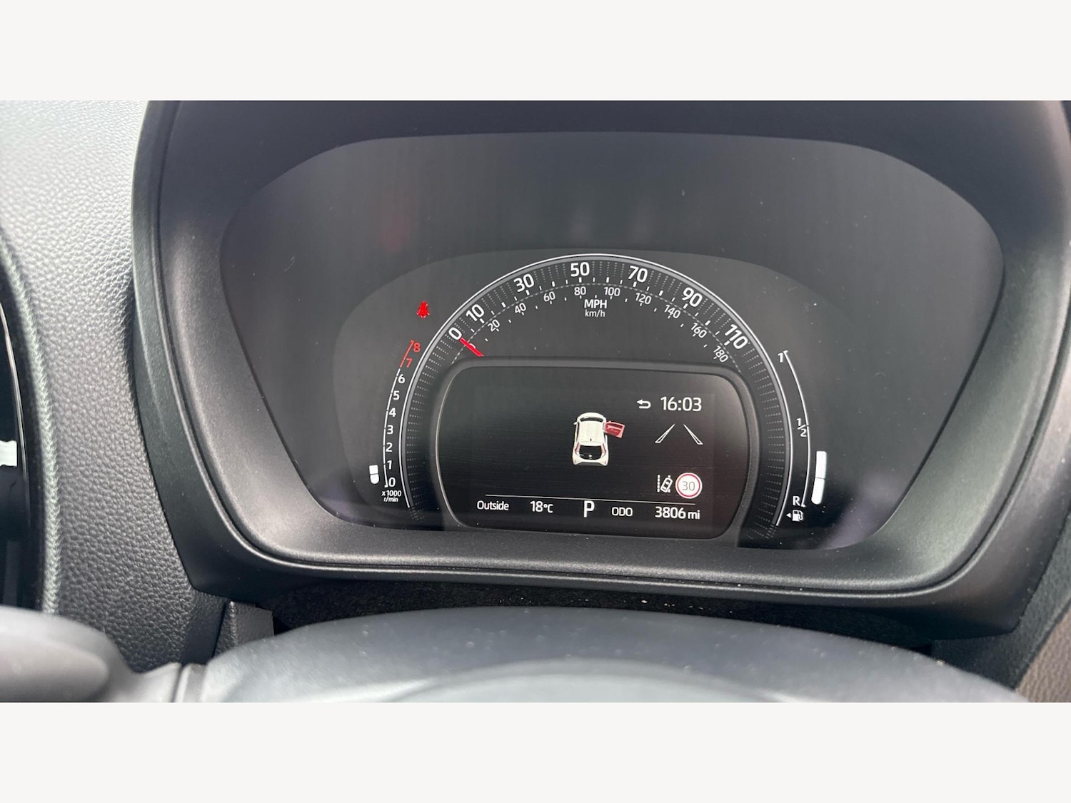 Used Toyota Aygo X 2024 for sale - 76370576: Photo 11