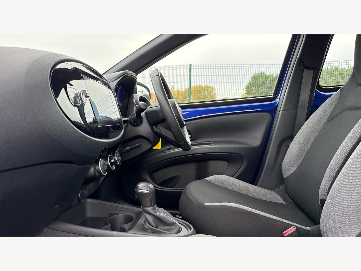 Used Toyota Aygo X 2024 for sale - 76370576: Photo 12