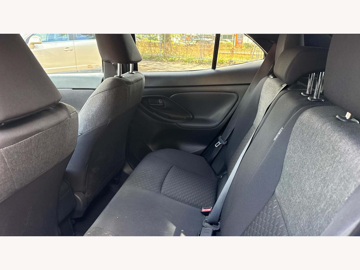 Used Toyota Yaris Cross 2024 for sale - 76326515: Photo 15