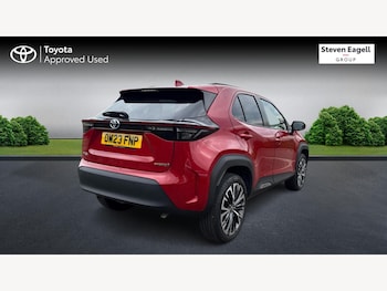 Used Toyota Yaris Cross 2023 for sale - 76152671: Photo 2
