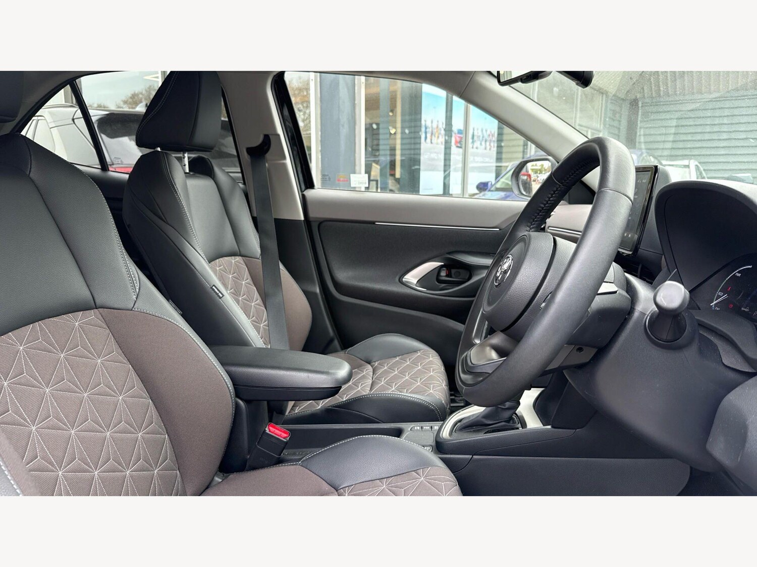 Used Toyota Yaris Cross for sale - 78214943: Photo 14