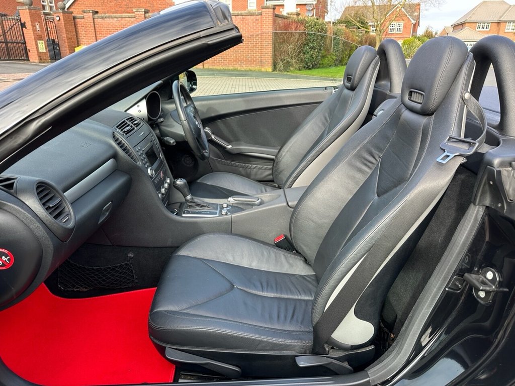Used Mercedes-Benz SLK 2009 for sale - 77821383: Photo 10