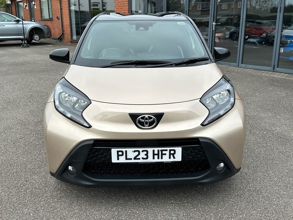 Used Toyota Aygo X 2023 for sale - 78068546: Photo 2