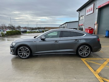 Used Audi A5 2021 for sale - 76941600: Photo