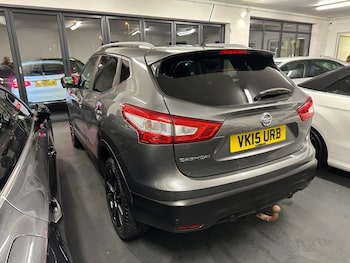 Used Nissan Qashqai 2015 for sale - 76787723: Photo