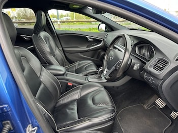 Used Volvo V40 2016 for sale - 78288594: Photo