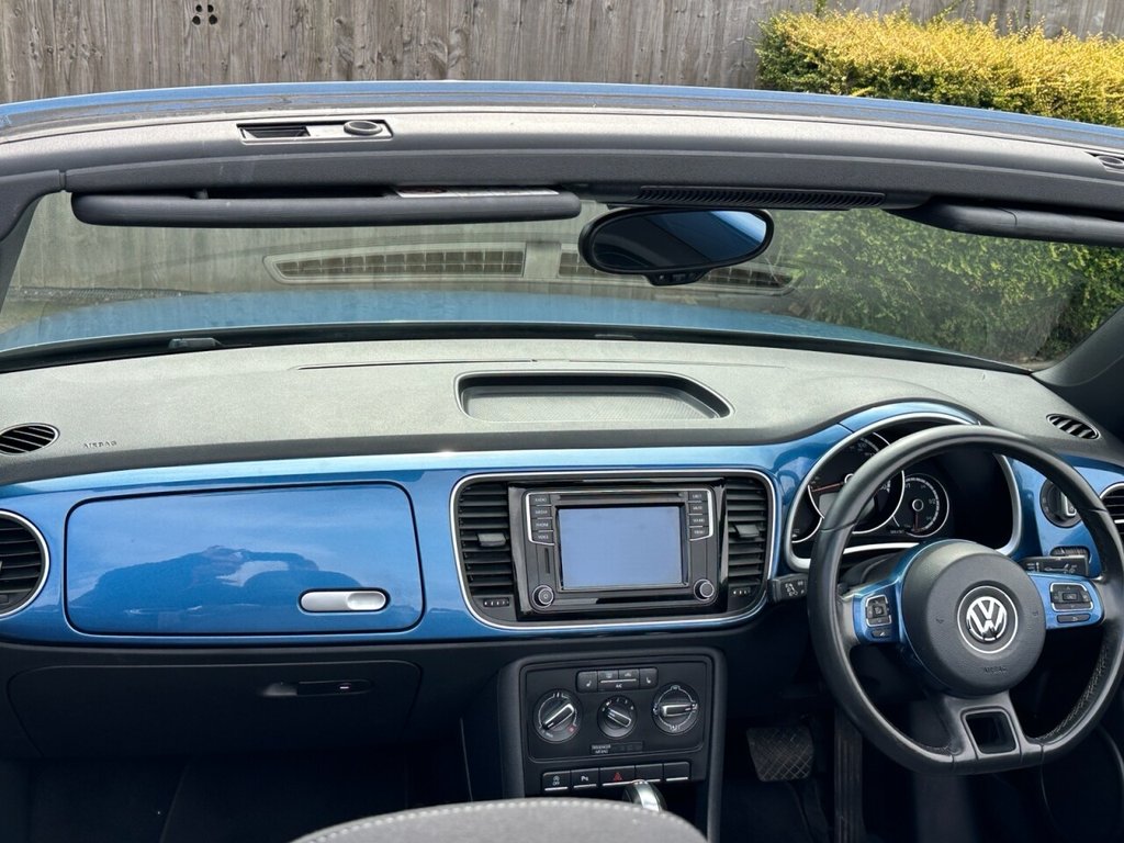 Used Volkswagen Beetle 2015 for sale - 77263906: Photo 14