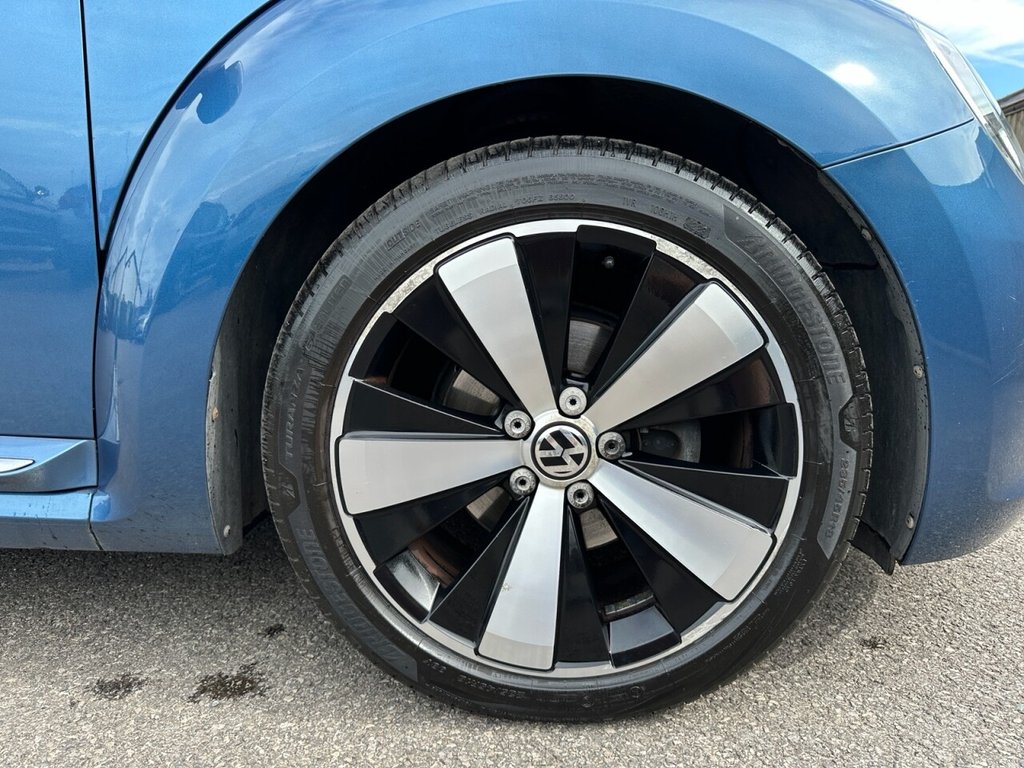 Used Volkswagen Beetle 2015 for sale - 77263906: Photo 15