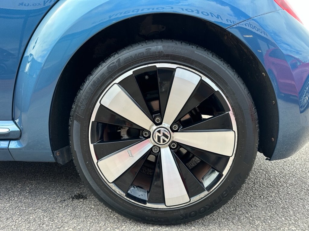 Used Volkswagen Beetle 2015 for sale - 77263906: Photo 17