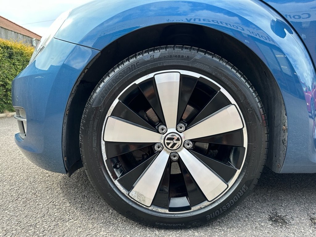 Used Volkswagen Beetle 2015 for sale - 77263906: Photo 18