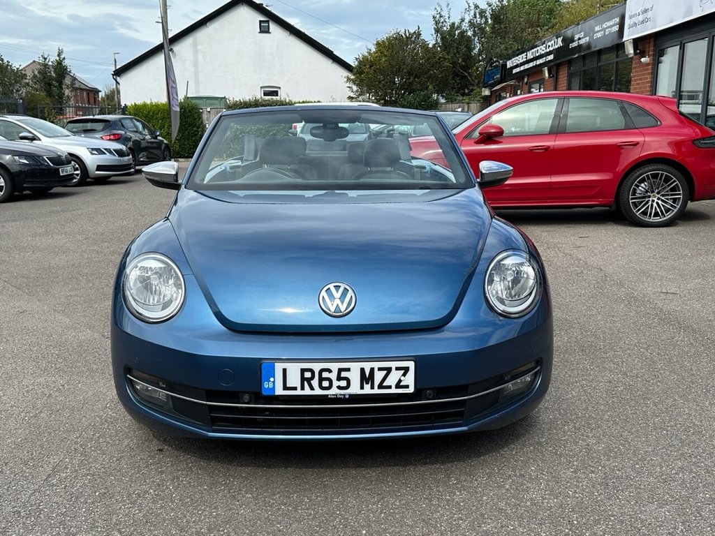 Used Volkswagen Beetle 2015 for sale - 77263906: Photo 2