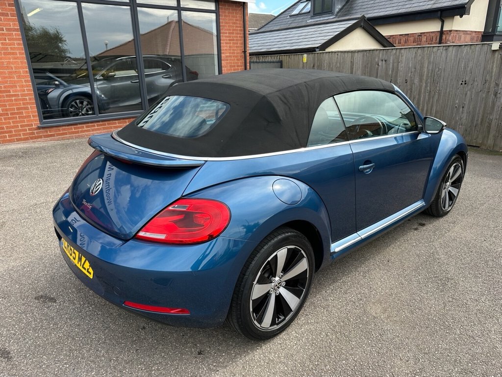 Used Volkswagen Beetle 2015 for sale - 77263906: Photo 22