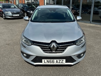 Used Renault Megane 2016 for sale - 78166907: Photo
