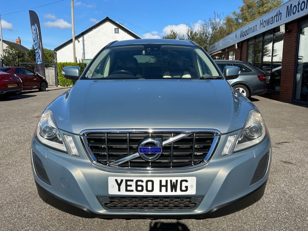 Used Volvo XC60 2010 for sale - 76787718: Photo 2