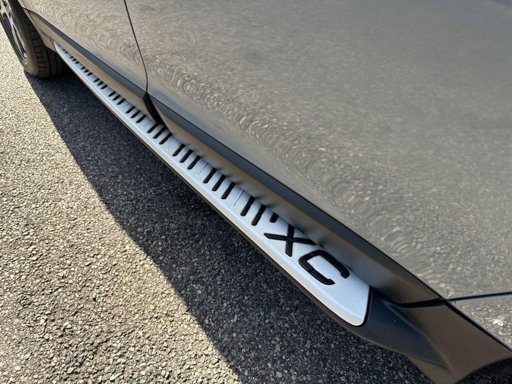 Used Volvo XC60 2010 for sale - 76787718: Photo 32