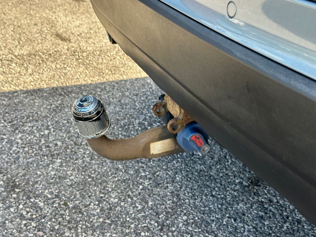 Used Volvo XC60 2010 for sale - 76787718: Photo 35