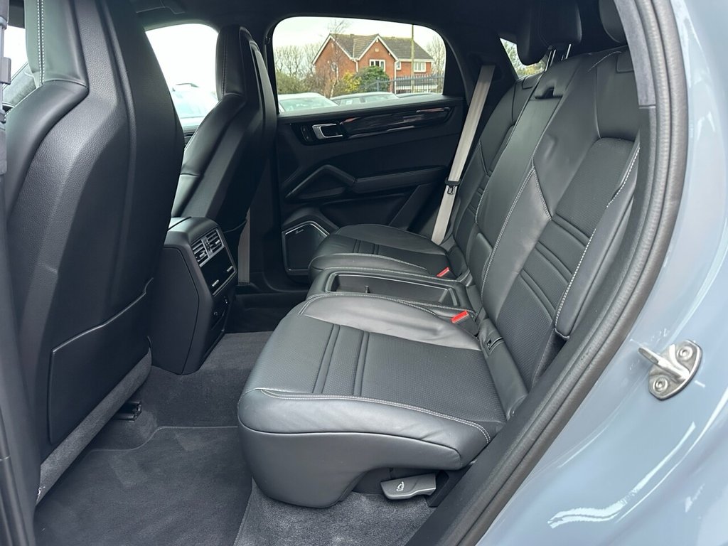 Used Porsche Cayenne 2022 for sale - 77672814: Photo 14