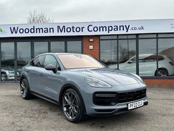 2022 (22) - 4.0T V8 Turbo GT Coupe 5dr Petrol TiptronicS 4WD Euro 6 (s/s) (640 ps)