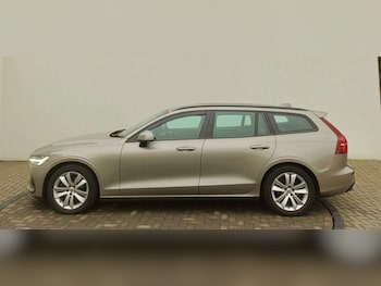 Used Volvo V60 2018 for sale - 77680801: Photo