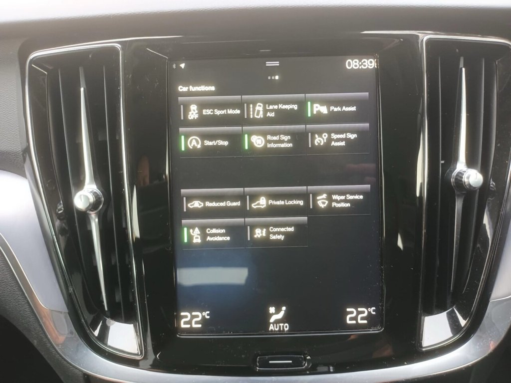 Used Volvo V60 2018 for sale - 77680801: Photo 9