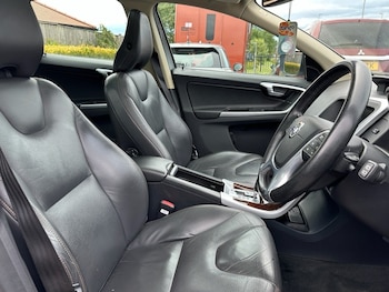 Used Volvo XC60 2010 for sale - 78954955: Photo