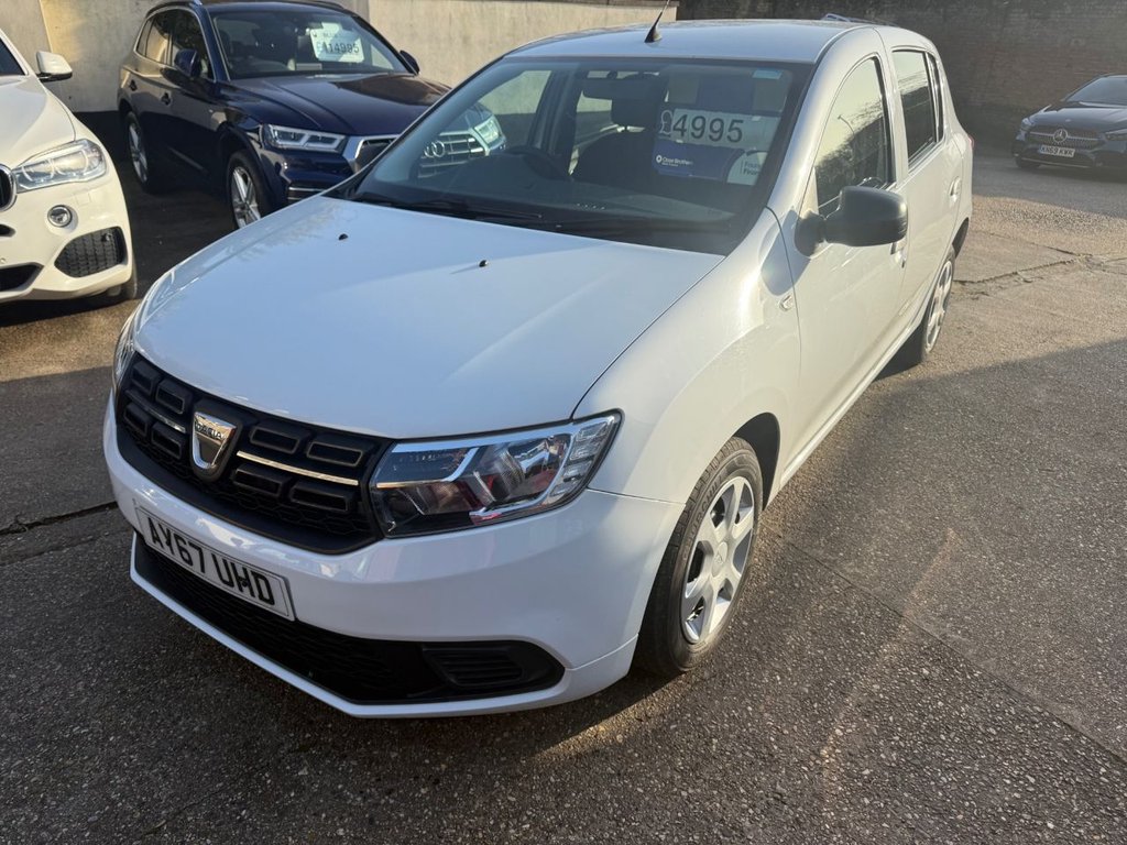 Used Dacia Sandero 2017 for sale - 77667346: Photo 2