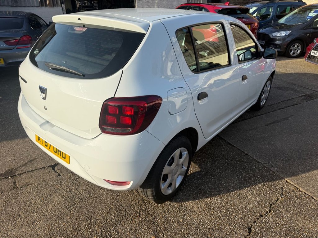 Used Dacia Sandero 2017 for sale - 77667346: Photo 3