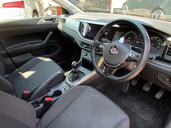 Used Volkswagen Polo 2019 for sale - 79170831: Photo