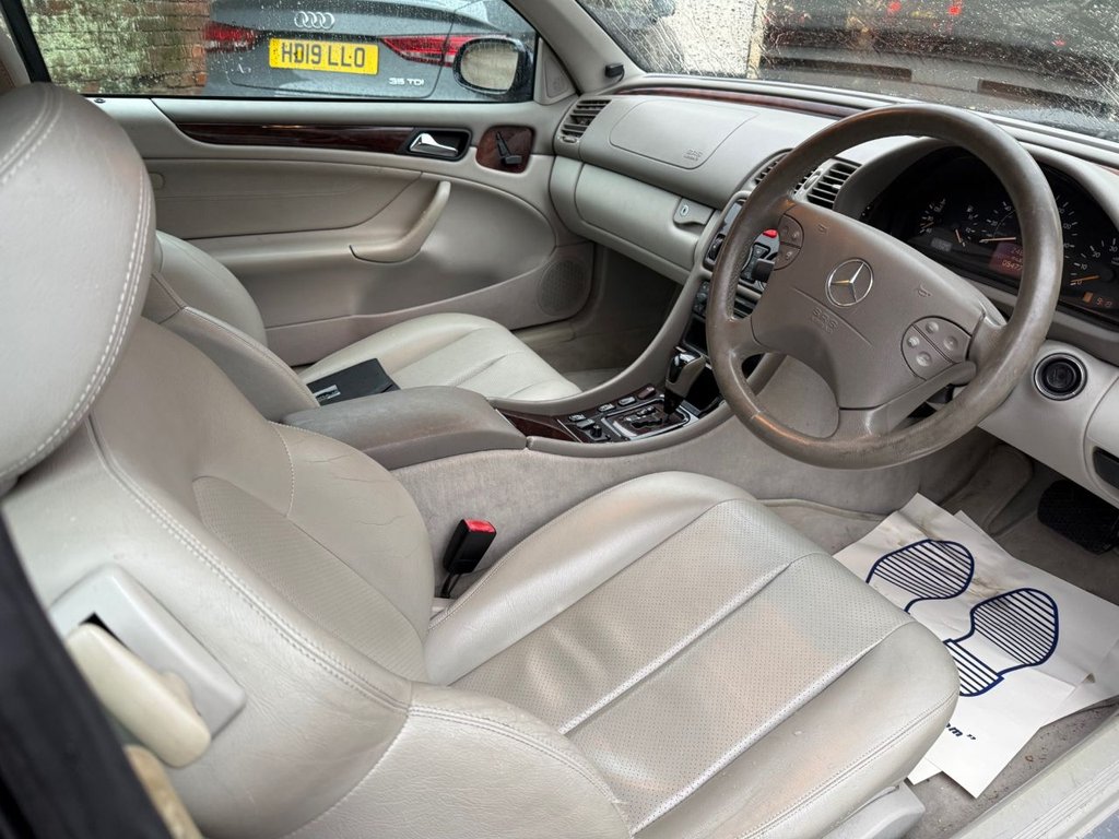 Used Mercedes-Benz CLK 2001 for sale - 77394242: Photo 3